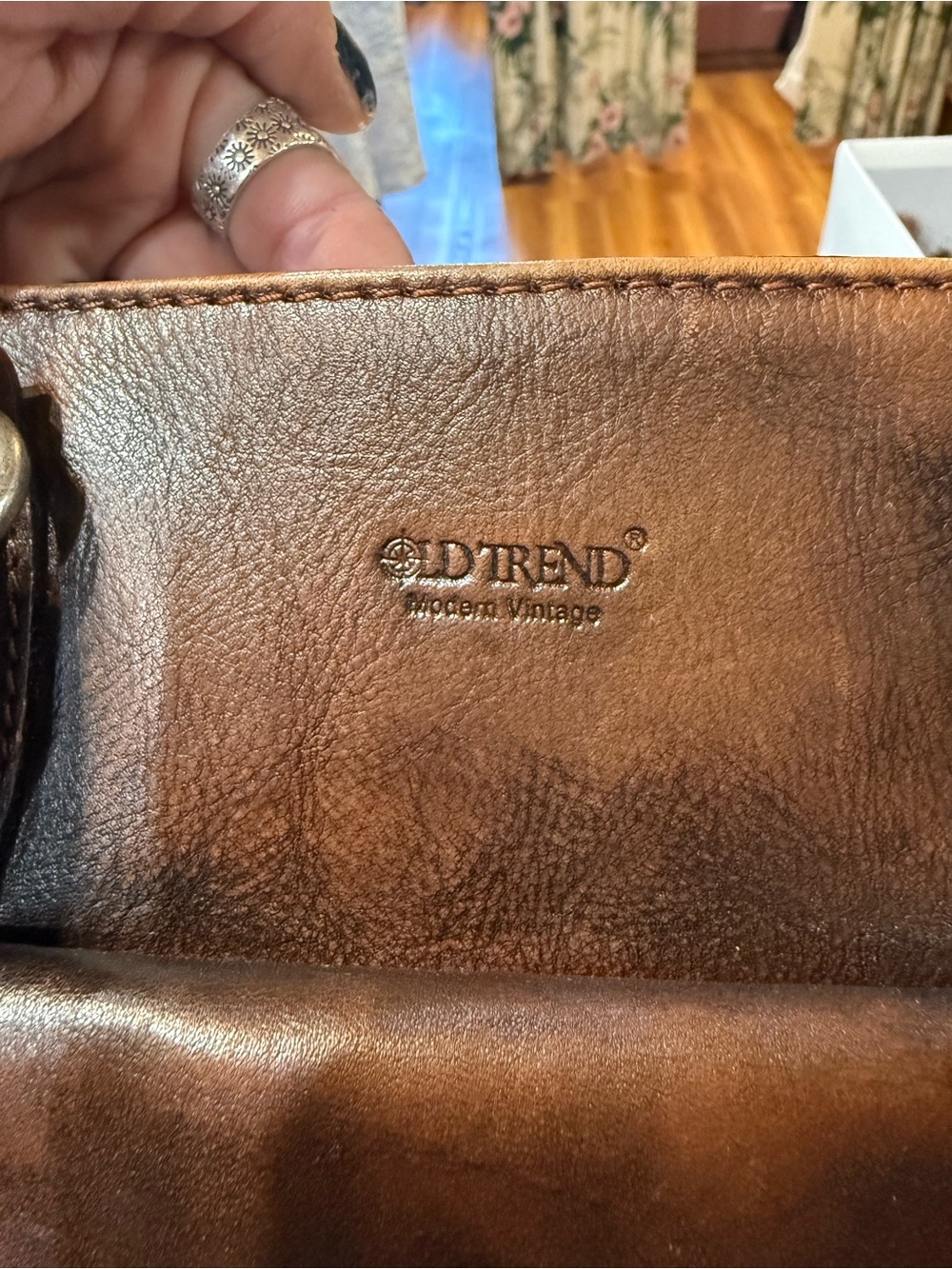 Old Trend Pansy mini satchel bag dark brown leather - Picture 9 of 9